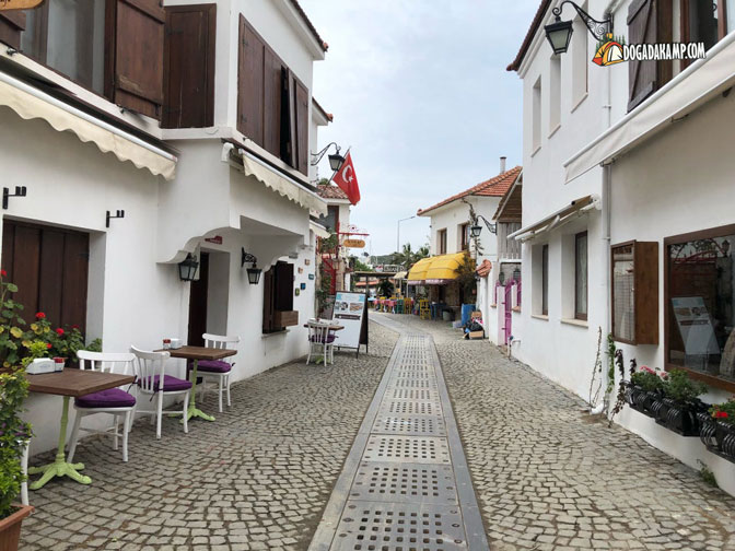 Seferihisar Kamp Alanları